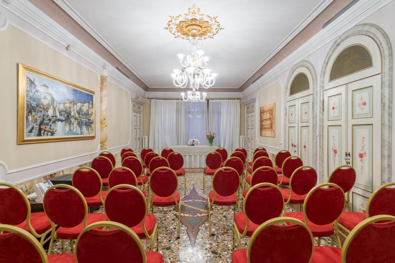 Bed and Breakfast Casa Di Carlo Goldoni - Dimora Storica Кьоджа Экстерьер фото